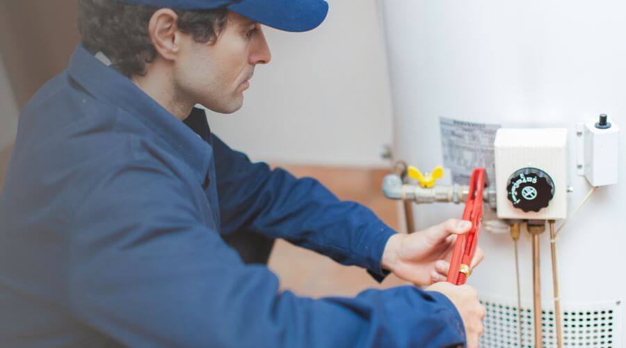 Local annual plumbing maintenance in Mellwood, AR